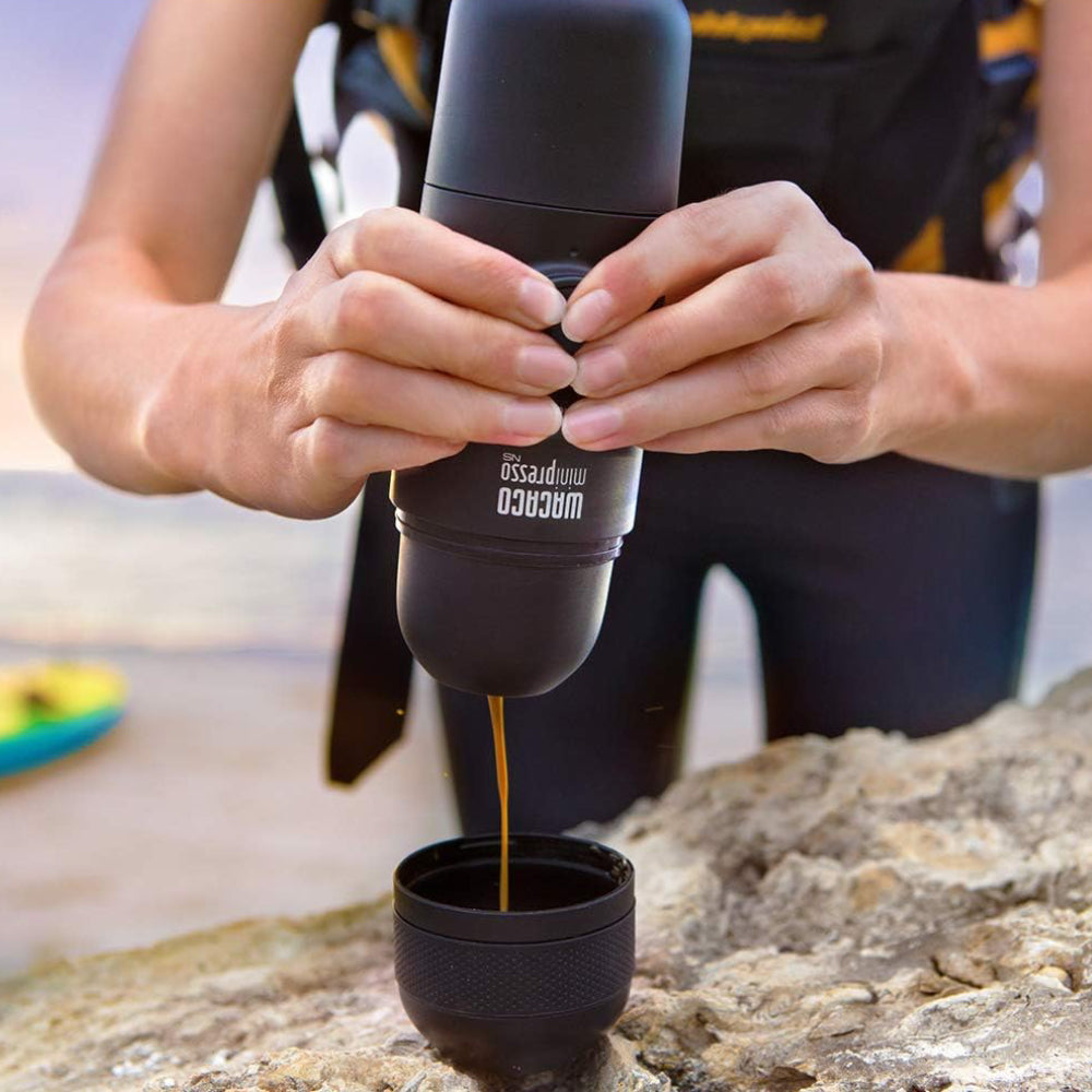 Minipresso NS: Machine à Café Portable pour Espresso en Voyage